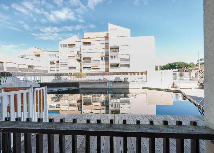 Saint Clair N112 St2 Apartment *